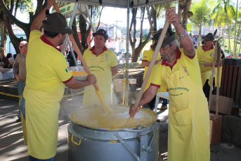 Notícia - ‘Festa della Polenta’ enaltece cultura em Urussanga