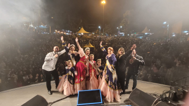 Notícia - Festa do Vinho: milhares de pessoas prestigiam primeira noite do evento 