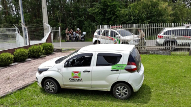 Notícia - Automóvel da prefeitura é utilizado em assalto à empresa