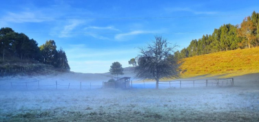 Notícia - O espetáculo das primeiras horas do inverno na serra