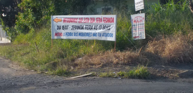 Notícia - Moradores vão fechar a rua Rio Negrinho