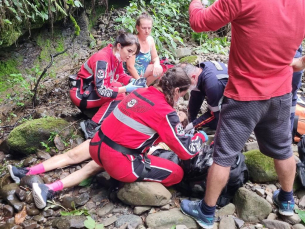 Notícia - Ciclista sofre queda de 15 metros de altura e tem graves ferimentos 