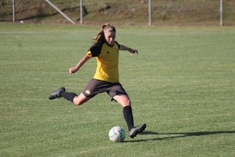 Notícia - Meninas Carvoeiras realizam jogo-treino