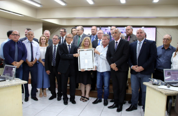 Notícia - Rede Giassi de Supermercados recebe Moção de Aplauso pelos 60 anos de atividades