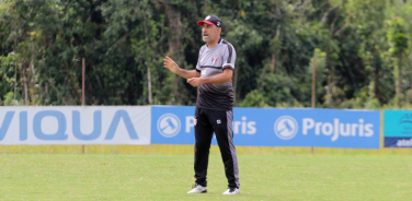 Notícia - Joinville demite o técnico Vinícius Eutrópio