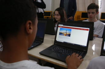 Notícia - Ideb: Estado avança no Ensino Médio 