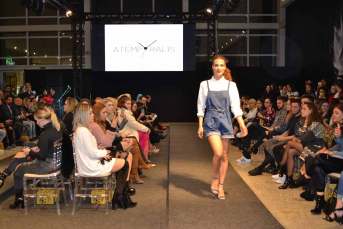 Notícia - Tendências do jeanswear estarão em evidência em desfile