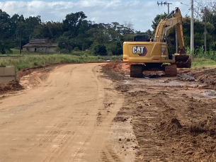 Notícia - Pavimentação da Rodovia dos Trilhos é retomada nesta sexta-feira