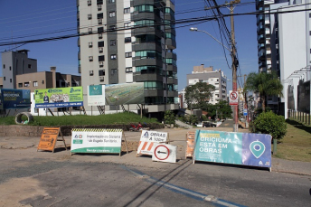 Notícia - Casan inicia obras na rua Teófilo Otoni nesta quarta-feira