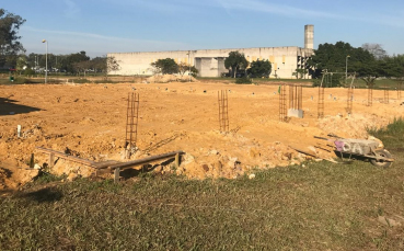 Notícia - Seguem as obras no Parque Centenário