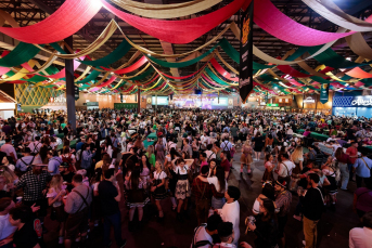 Notícia - Oktoberfest Blumenau 2024 inicia venda de ingressos antecipados