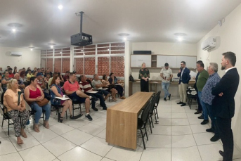 Notícia - Programa Lar Legal entrega títulos de propriedade para 55 famílias de Forquilhinha