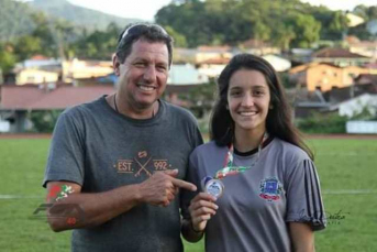 Notícia - Atleta neoveneziana é convocada para competição nacional de atletismo escolar