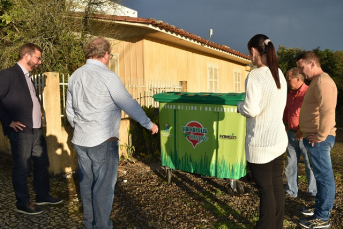 Notícia - Siderópolis terá mais 11 lixeiras para coleta de lixo