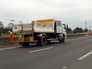 Notícia - Dia de trabalho contra o mato na BR-101