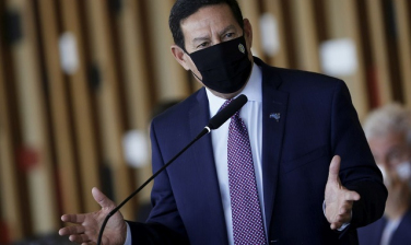 Notícia - Mourão diz que desenvolvimento sustentável depende do setor privado