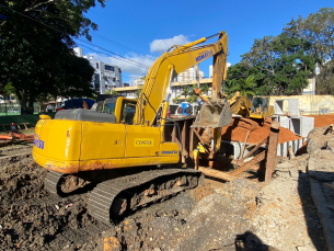 Notícia - Obras de macrodrenagem na bacia do Pio Corrêa seguem na Avenida Humberto de Campos