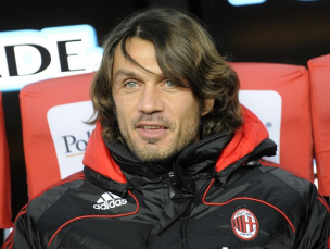 Notícia - Ídolo do Milan, Maldini e o filho testam positivo para coronavírus