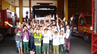 Notícia - Visita aos bombeiros abre perspectivas ao mundo do trabalho