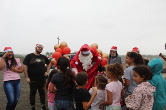 Notícia - Campanha Natal Mais Luz une esforços para adquirir caixa de som e microfones 