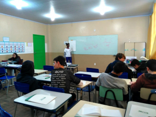 Notícia - SESI SENAI iniciam aulas de robótica em escolas públicas