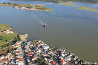 Notícia - Um passo rumo à ponte e pelo fim da balsa em Laguna