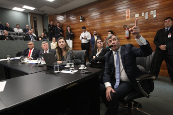 Notícia - Despesa do Estado ainda não cabe no orçamento, alerta secretário