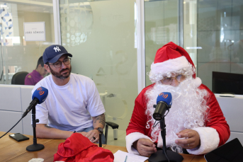 Notícia - ((Áudio)) Ação de Natal distribui presentes e brindes em região carente de Criciúma