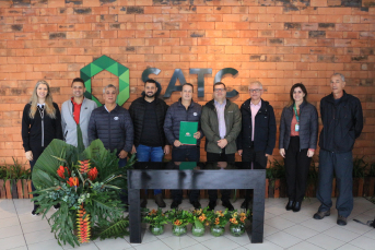 Notícia - Satc, FME e Mampituba formalizam parceria em prol do basquete feminino