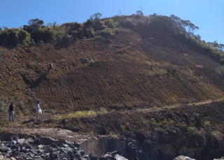 Notícia - Mais uma queda de parapente na Serra da Rocinha