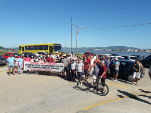 Notícia - Terça de Carnaval com protesto na balsa de Laguna