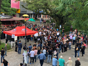 Notícia - Criciúma no circuito nacional dos protestos pela educação (VÍDEO)