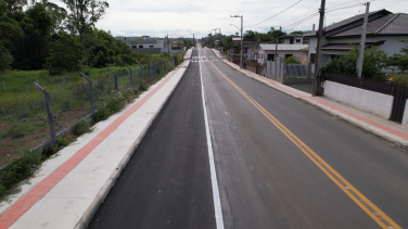 Notícia - Governo municipal entrega pavimentação da rua José Giassi nesta quarta-feira (27)