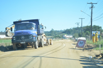 Notícia - Obras iniciam na Rodovia Tranquilo Sartor