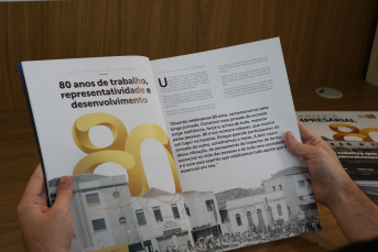 Notícia - Nova edição da Revista Liderança Empresarial celebra as oito décadas de história da Acic