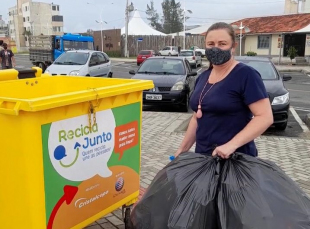 Notícia - Ação “Recicla Junto” leva consciência ambiental ao litoral catarinense