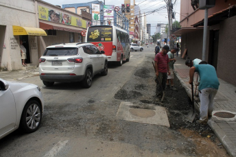 Notícia - Rua Hercílio Luz em reparos