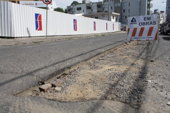 Notícia - Apenas trânsito local na R. Santo Antônio