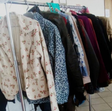 Notícia - Nossa Casa com bazar solidário no bairro Argentina