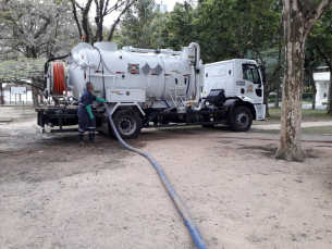 Notícia - Lago da Praça do Congresso será limpo até amanhã