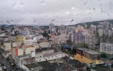 Notícia - Quarta-feira segue chuvosa no Sul Catarinense