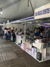 Notícia - Bom tempo gera expectativas na 14ª Feira do Livro