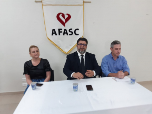 Notícia - Nutricionista da Afasc fazia e fiscalizava os pedidos de carne