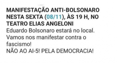 Notícia - Estudantes aproveitam vinda de Eduardo Bolsonaro para realizar protesto