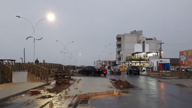 Notícia - Trecho da avenida Beira-mar que estava em obras está liberado para o trânsito