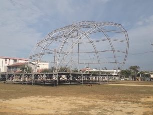 Notícia - Começam os preparativos para o show de Matheus e Kauan no Rincão