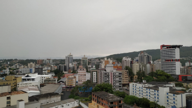 Notícia - Quarta-feira de chuva em toda região 