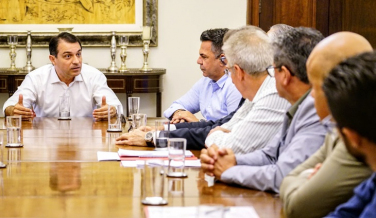 Notícia - Grupo de Trabalho vai analisar alternativas para reduzir preço do gás natural em Santa Catarina