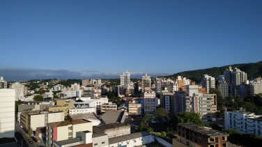 Notícia - Terça-feira de sol e chuva no sul catarinense 