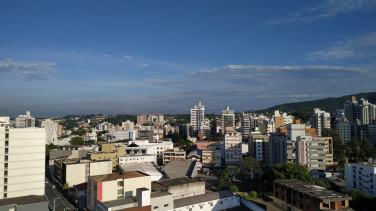 Notícia - Início de semana terá sensação térmica de 40ºC no sul catarinense